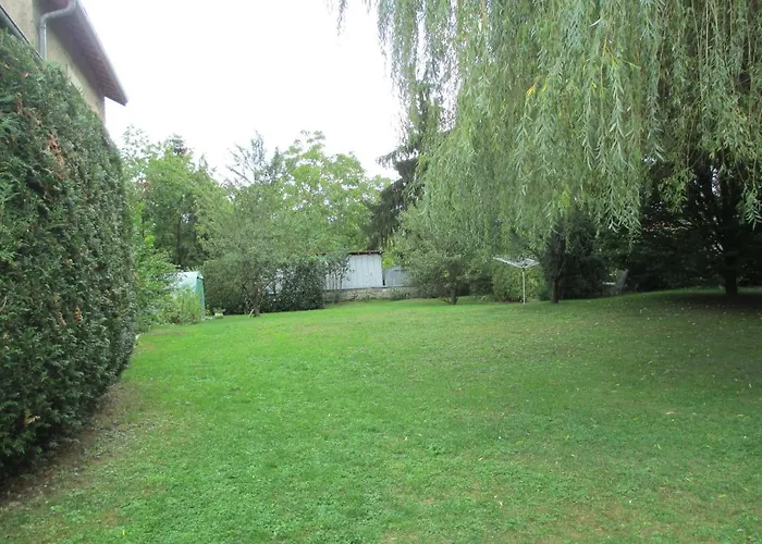 Bed & Breakfast D'hotes Moncel-sur-Seille